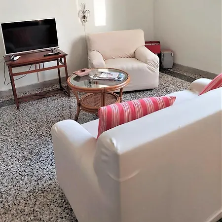 Nel Salento - Ampie E Giardino, Fino A 9 Persone Barbarano del Capo